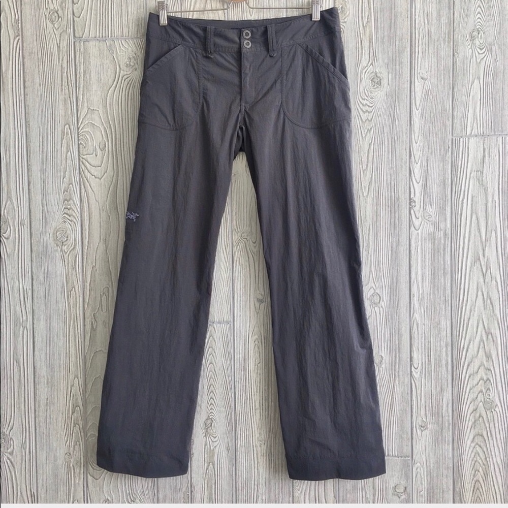 Arc’teryx Evolution Parapet Trail Gray Pan…